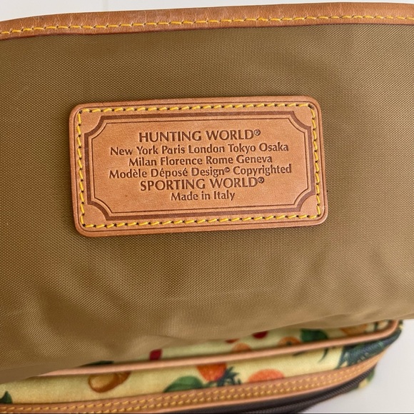Authentic Hunting World Bag - Picture 4 of 5